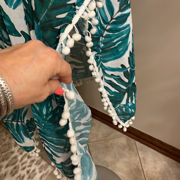 Tropical leaf / Pom Pom beach coverup ONE SIZE loose sleeves open front O/S - Picture 4 of 10